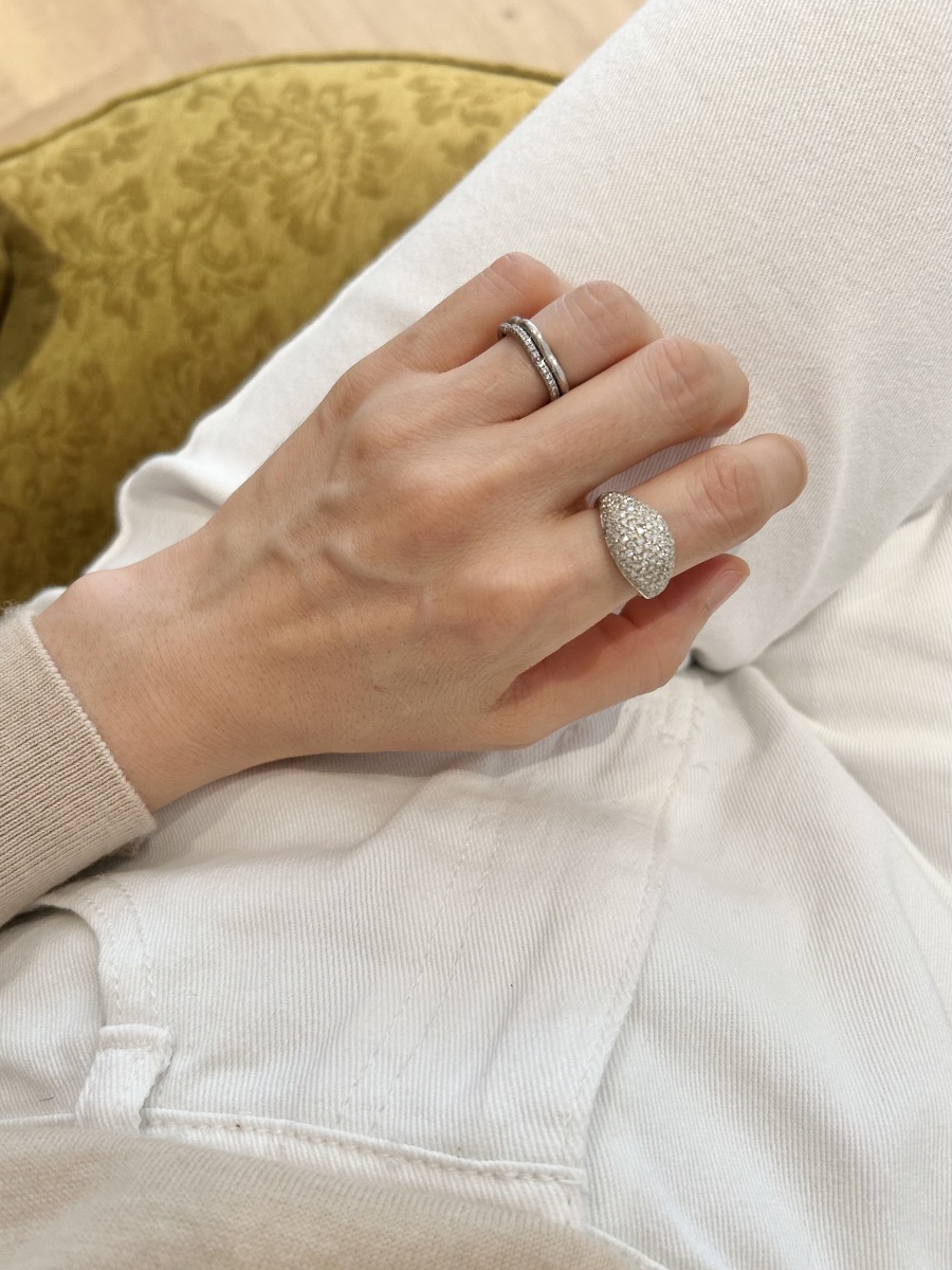 18k White Gold Dome Ring With Diamonds -photo-8