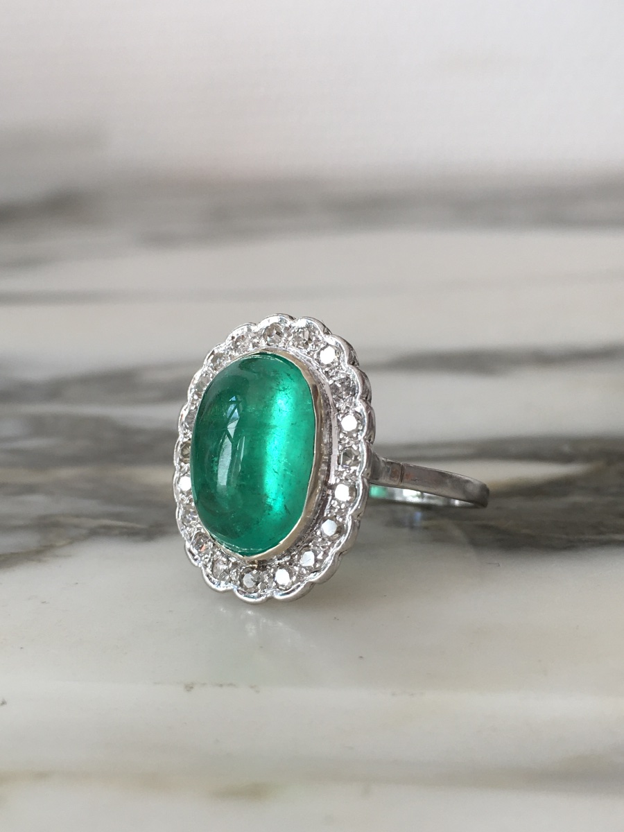 18k Gold Ring With A 5.40 Ct Colombian Emerald And Diamonds-photo-4