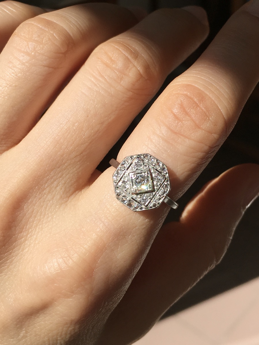 Art Deco Ring In Platinum And Diamonds -photo-7