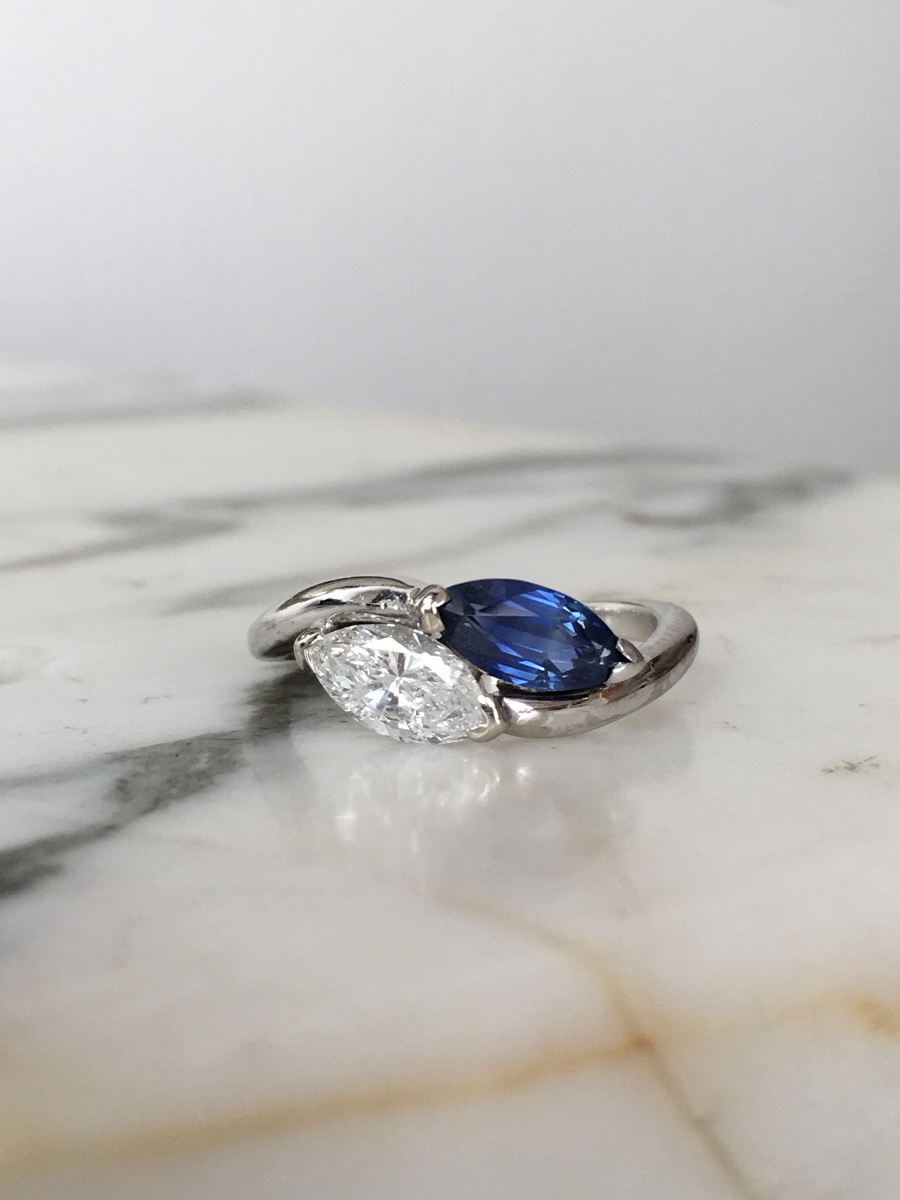 "toi & Moi" Ring In 18k White Gold With Sapphire And Diamond-photo-2