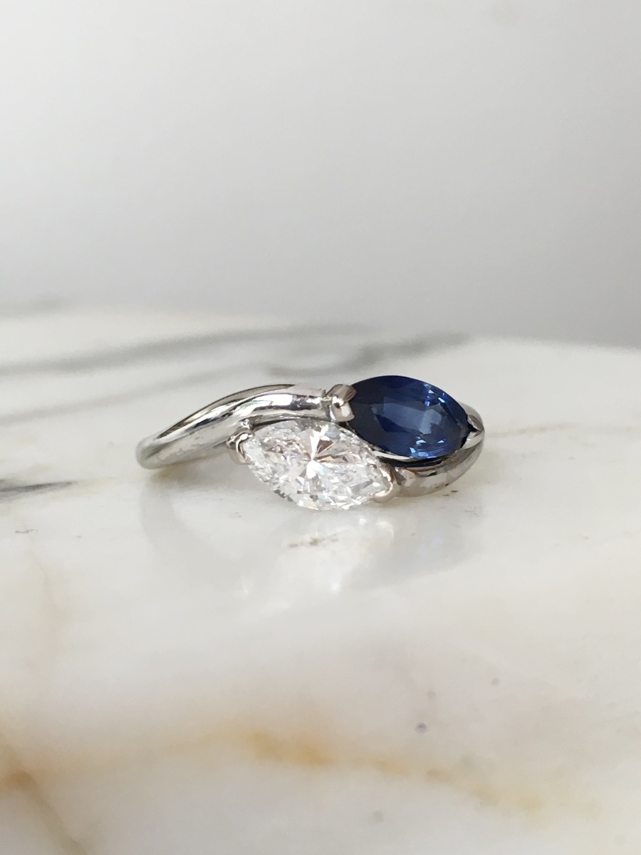 "toi & Moi" Ring In 18k White Gold With Sapphire And Diamond-photo-3