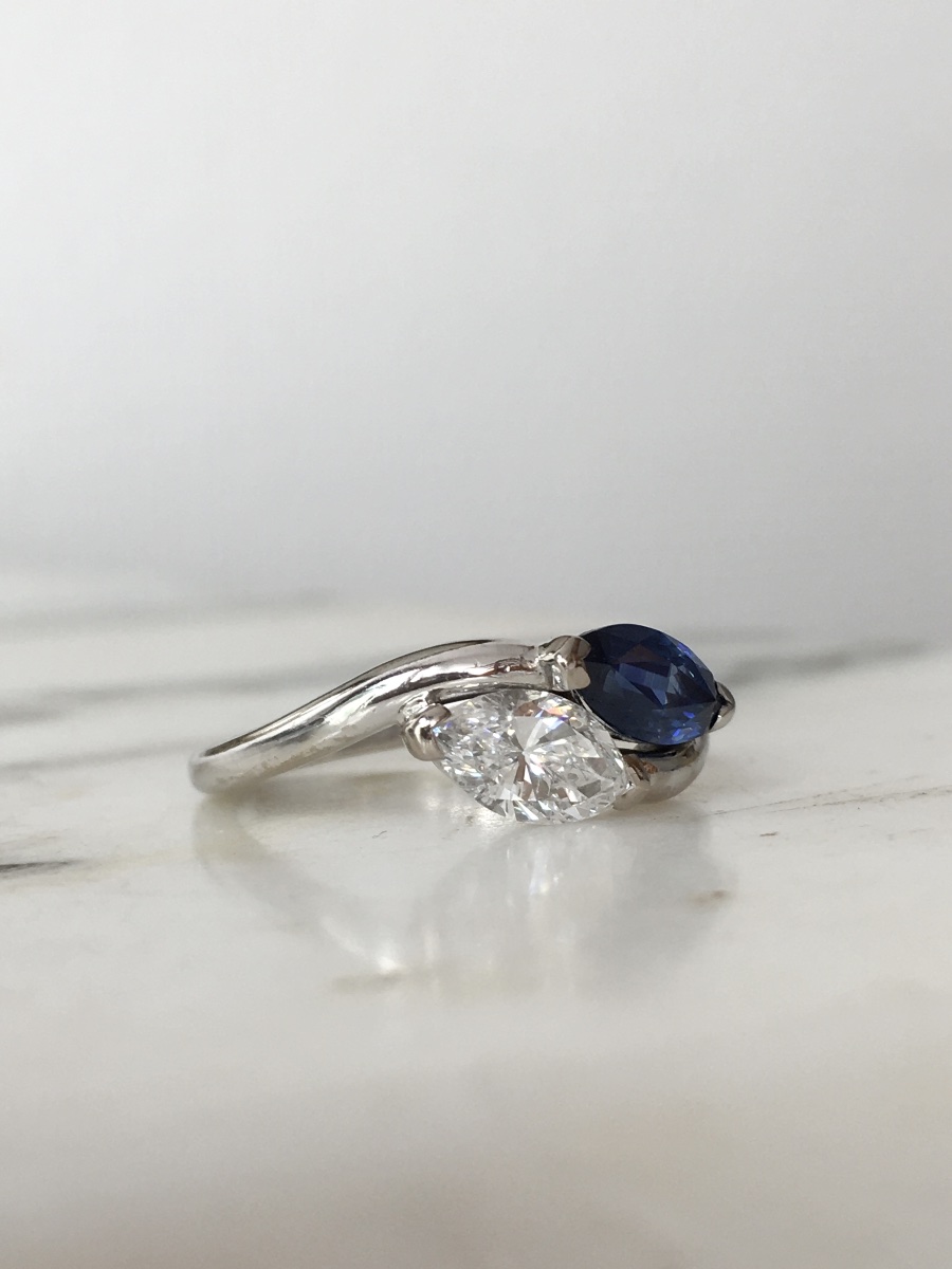 "toi & Moi" Ring In 18k White Gold With Sapphire And Diamond-photo-2