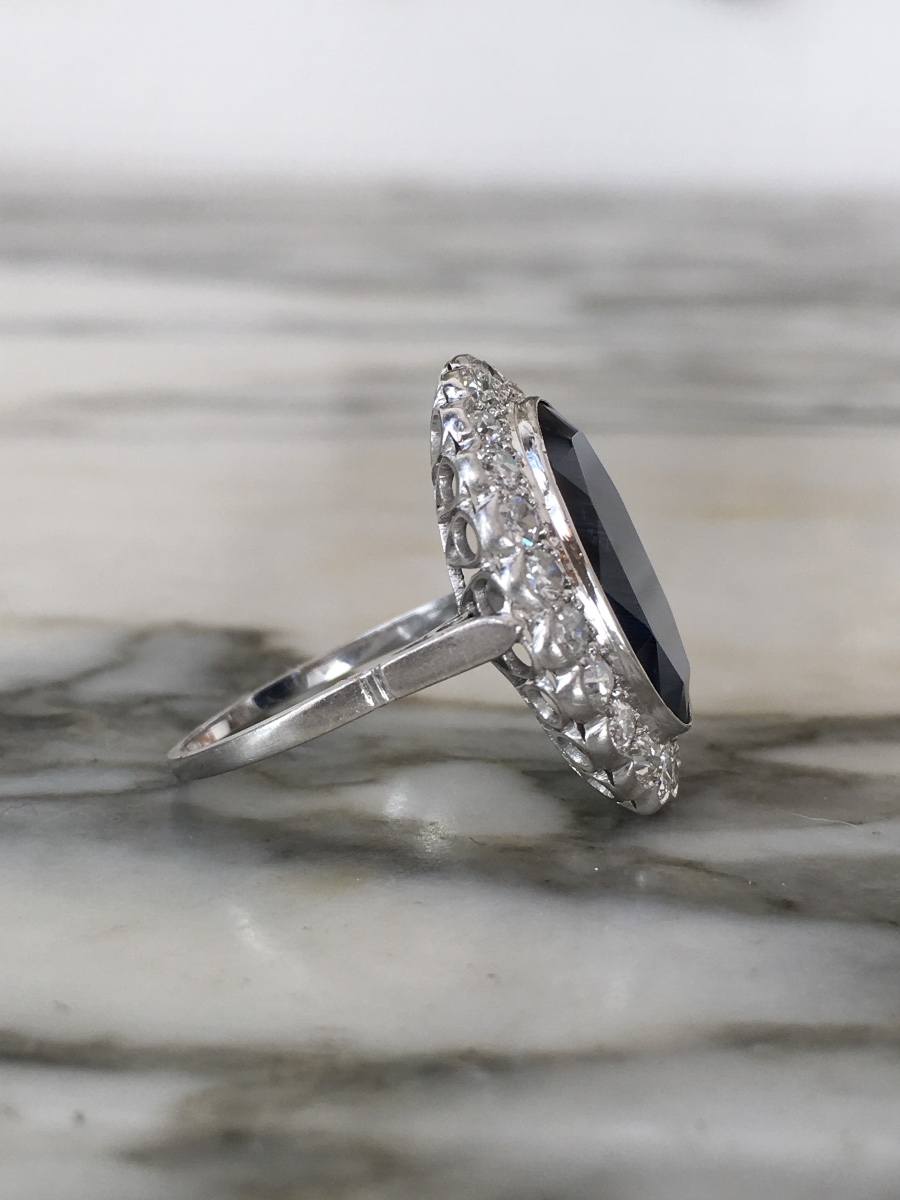Stunning 18k White Gold Daisy Ring With Sapphire And Diamonds -photo-4