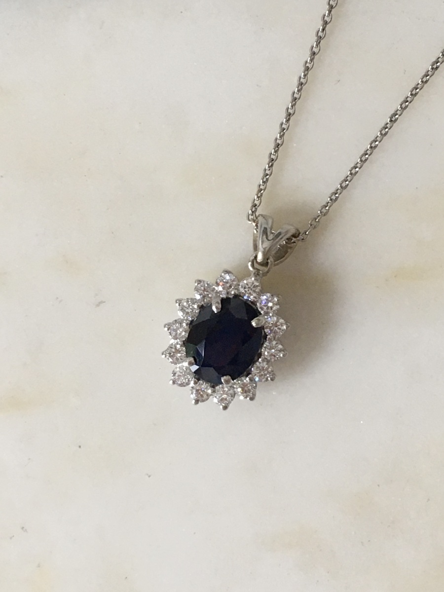 18k White Gold Collier With Sapphire And Diamonds -photo-2