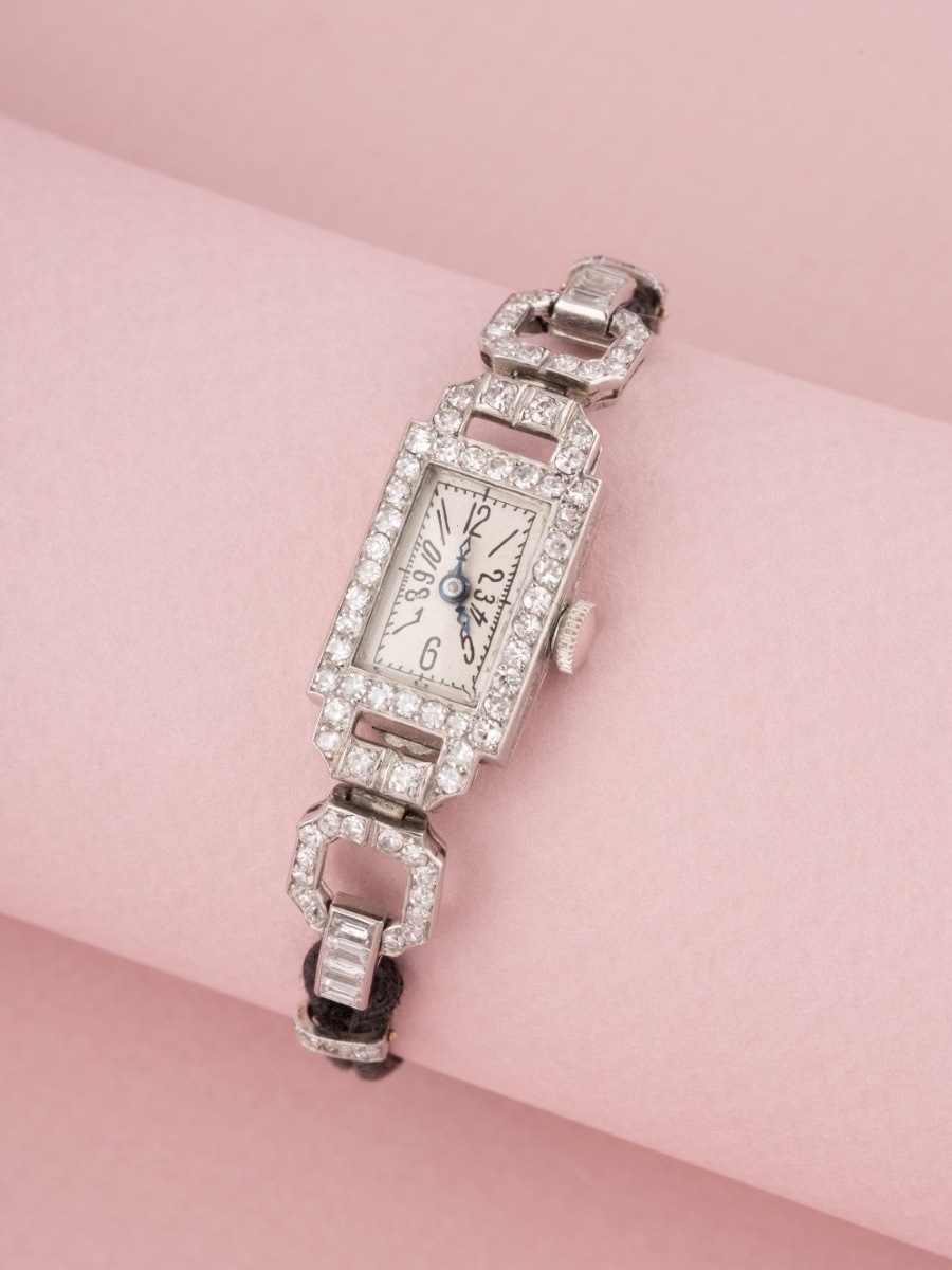 Vintage Art Deco Watch In Platinum And Diamonds -photo-2