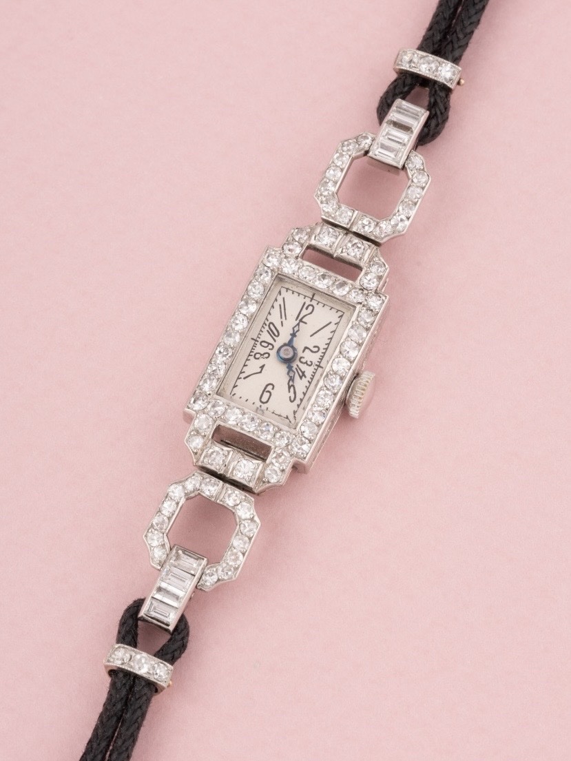 Vintage Art Deco Watch In Platinum And Diamonds -photo-3