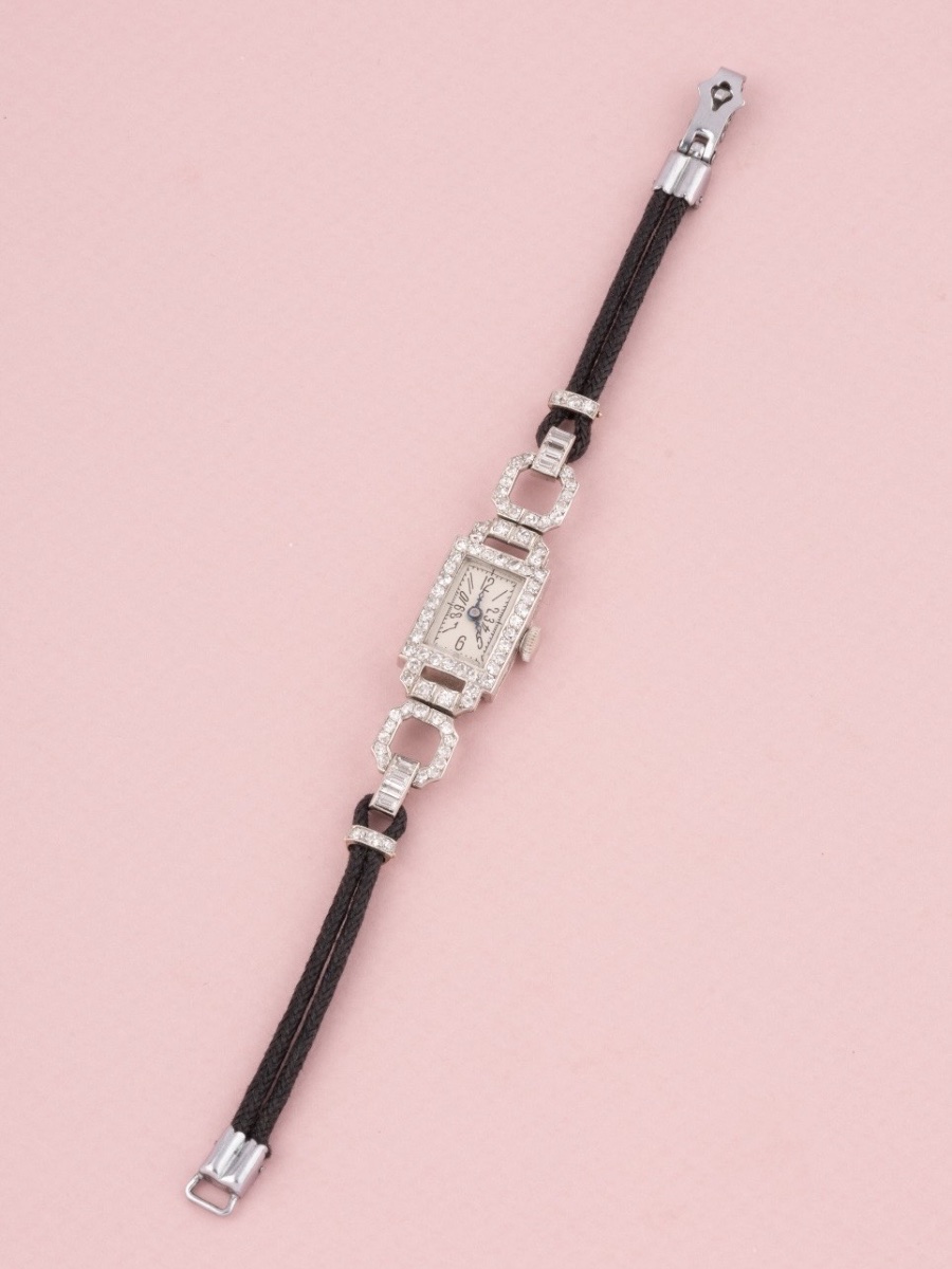Vintage Art Deco Watch In Platinum And Diamonds -photo-4