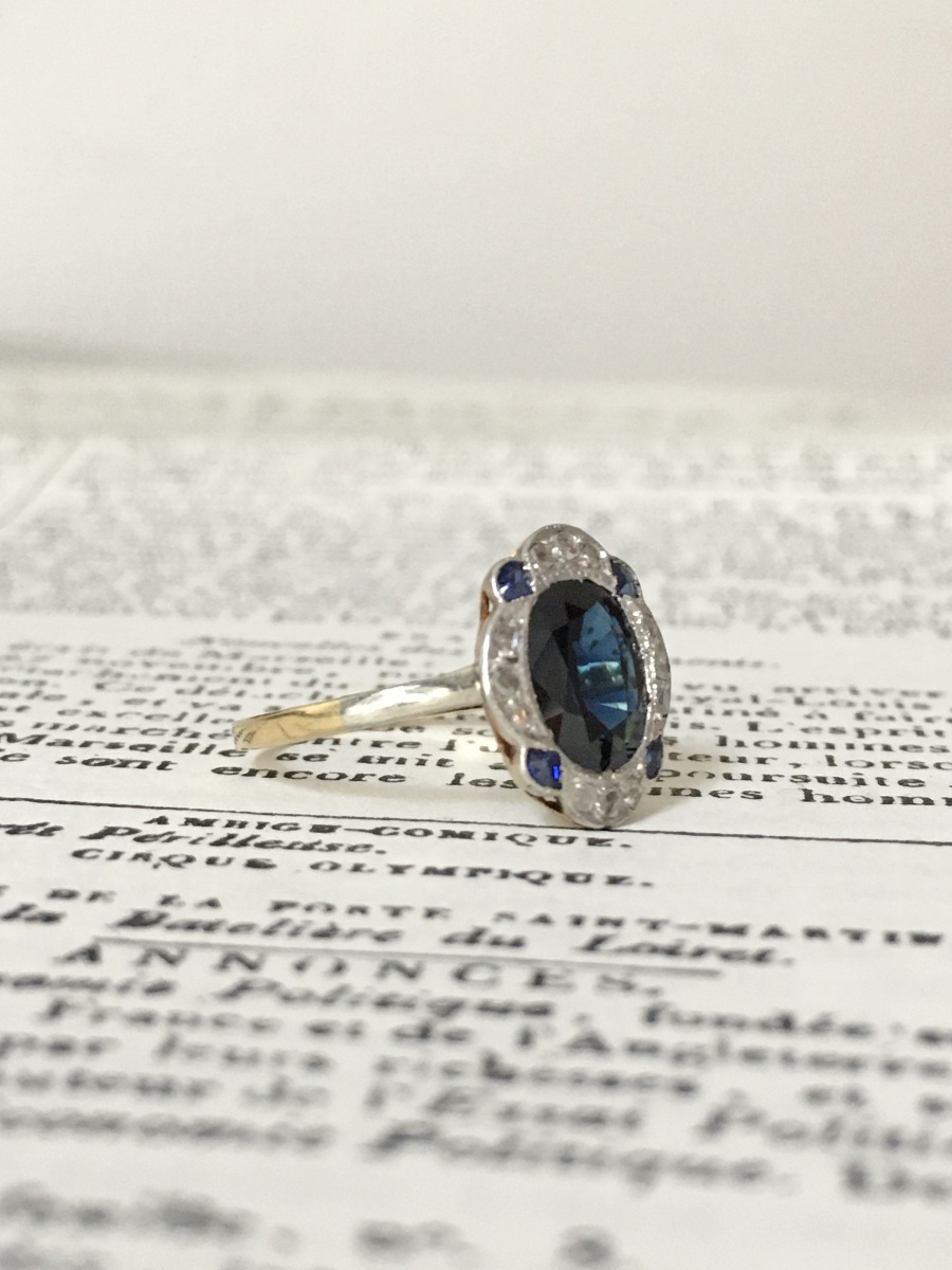 Bague Art-Déco en or jaune 18K et platine saphir et diamants -photo-1