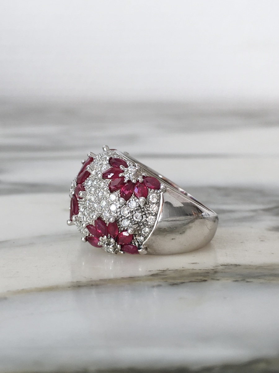 Stunning 18k White Gold Dome Ring With Rubies And Diamonds -photo-2