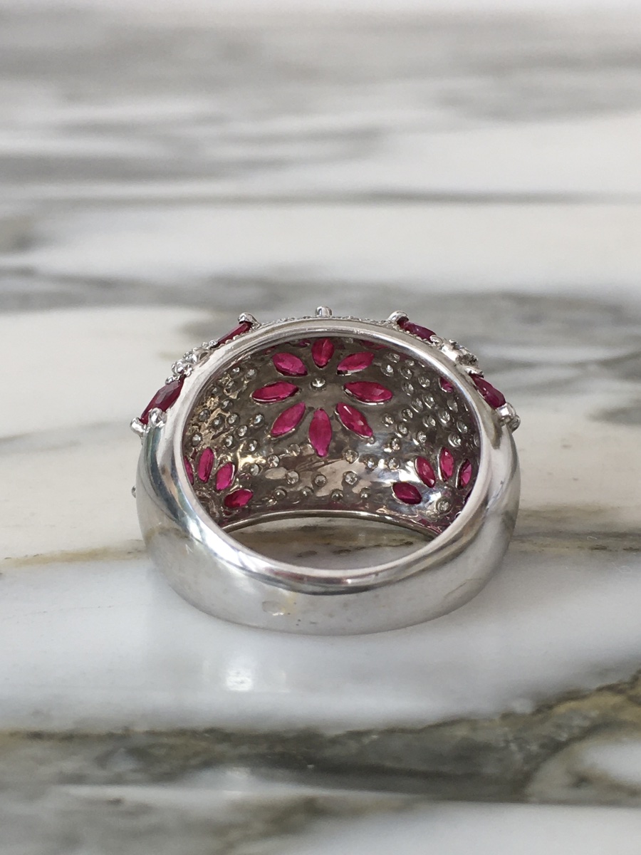 Stunning 18k White Gold Dome Ring With Rubies And Diamonds -photo-3