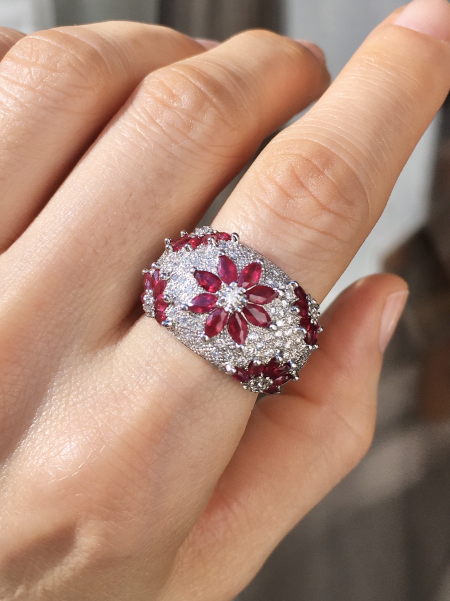 Stunning 18k White Gold Dome Ring With Rubies And Diamonds -photo-6