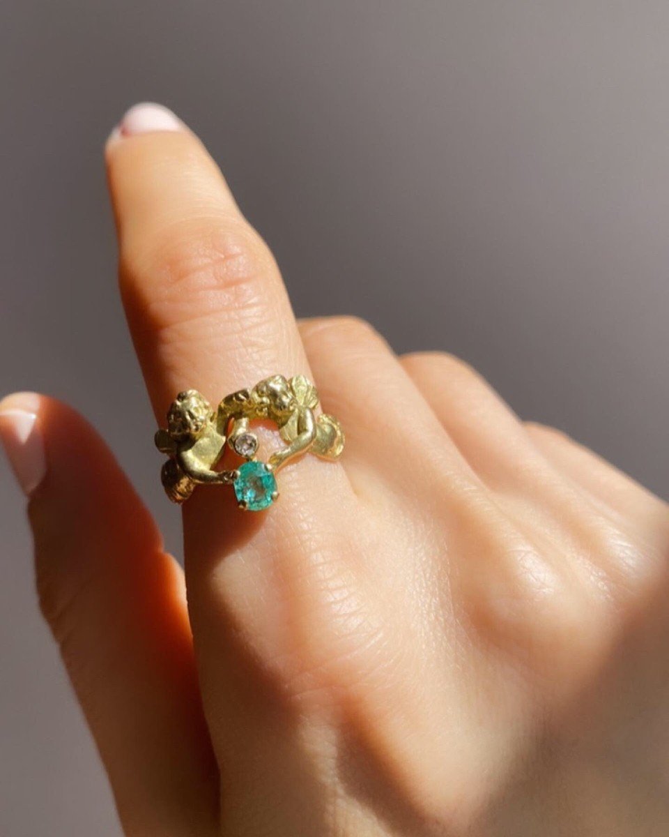 Rare Antique Mermaid Ring In Gold, Emerald And Diamond-photo-2