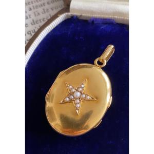 18k Gold Photo Holder Locket