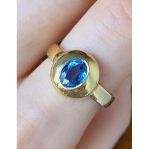 18k Yellow Gold Ring Centered With A Sapphire