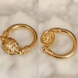 Arthus-bertrand Swivel Egyptian Stamp Ring In 18k Gold