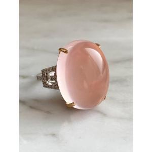 Branar Paris Important Ring In 18k Yellow And White Gold Set With A Rose Quartz