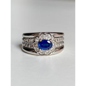 Flower Ring In 18k White Gold Sapphire And Diamonds 