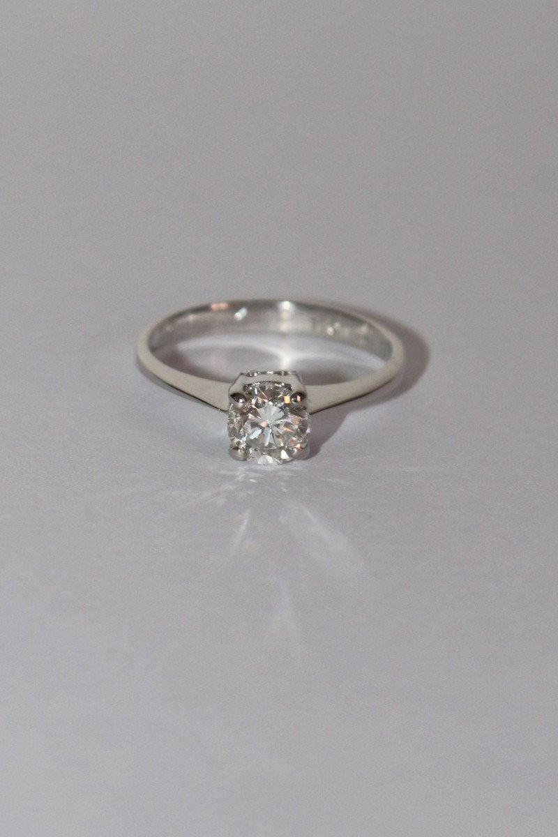 Solitaire Ring On White Gold -photo-6