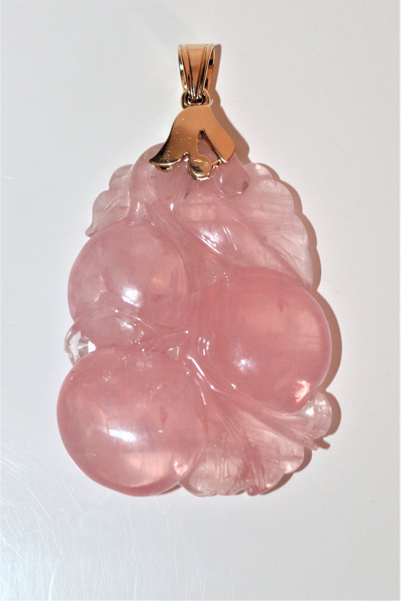 Rose Quartz Carved Bail Pendant In Gold-photo-6