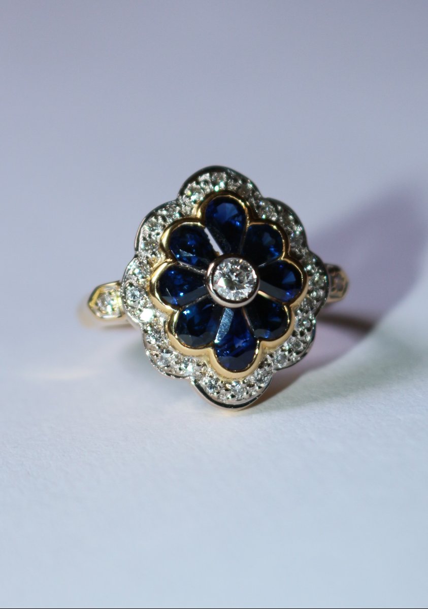Flower Ring With Diamonds And Sapphires-photo-2