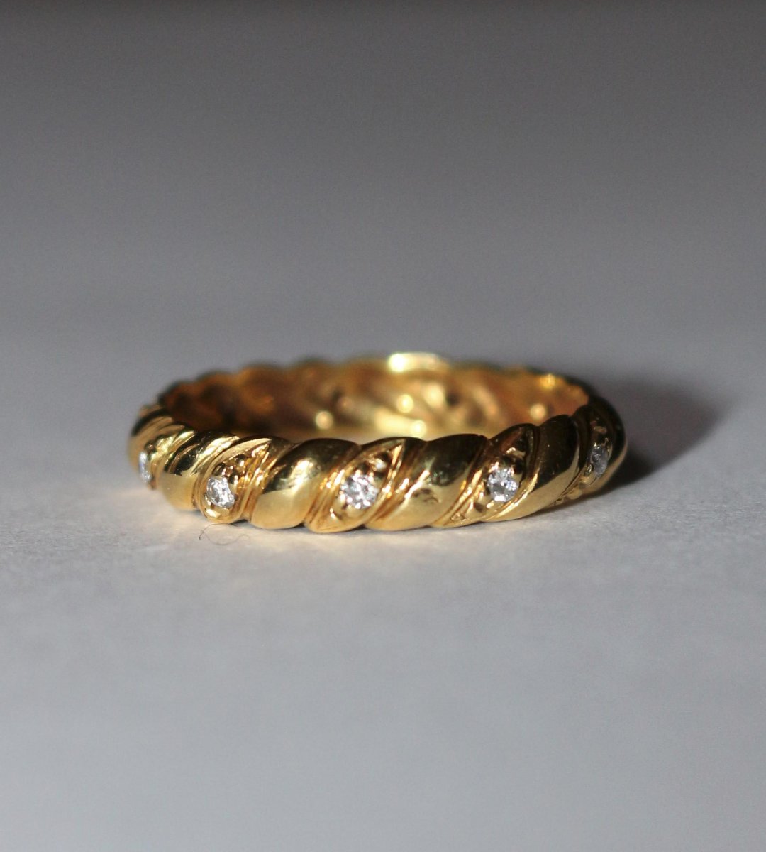 Yellow Gold Diamond Wedding Band-photo-3