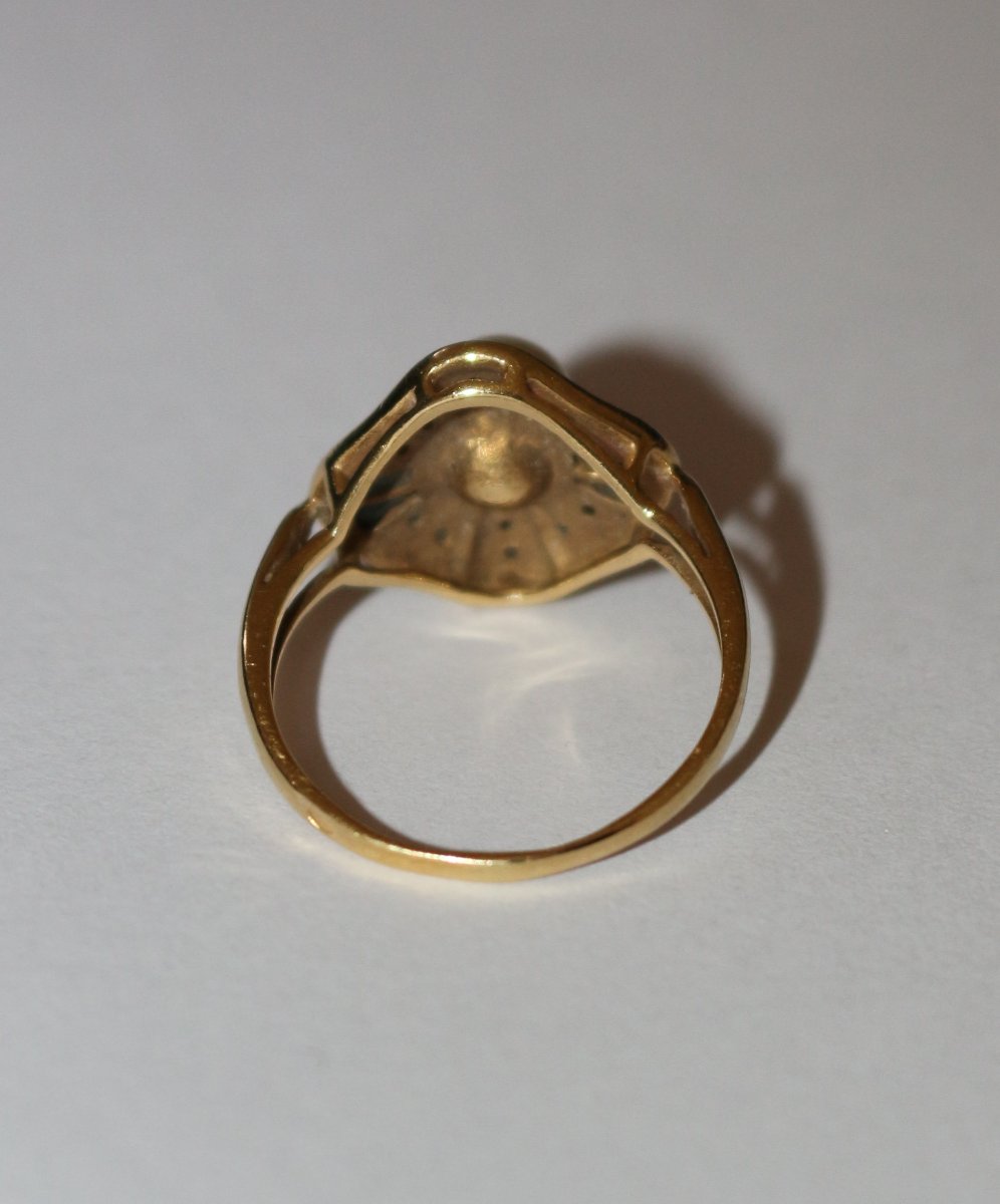 Yellow Gold Lozenge-shaped Ring With Sapphires And Pearl-photo-3