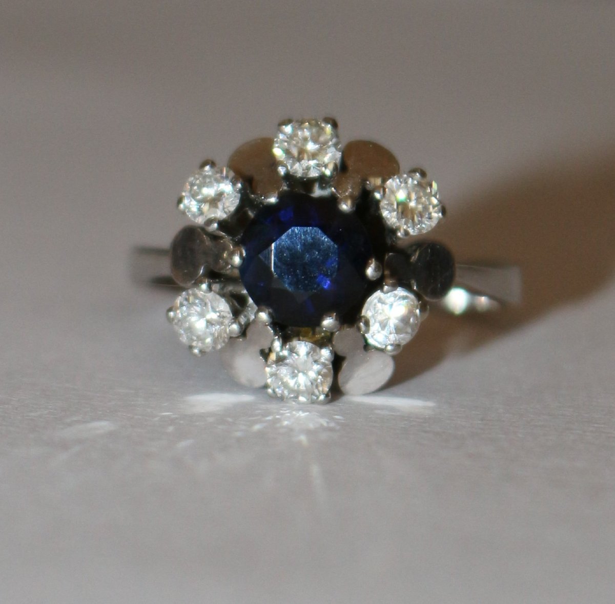Sapphire Diamond Daisy Ring-photo-3