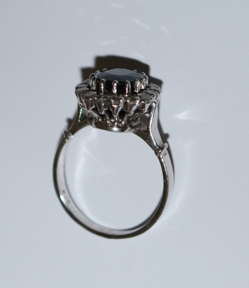 White Gold Sapphire Daisy Ring-photo-3