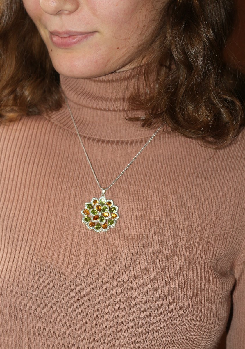 Flower Pendant With Silver Chain, Peridots, Citrines, And Diamond-photo-4