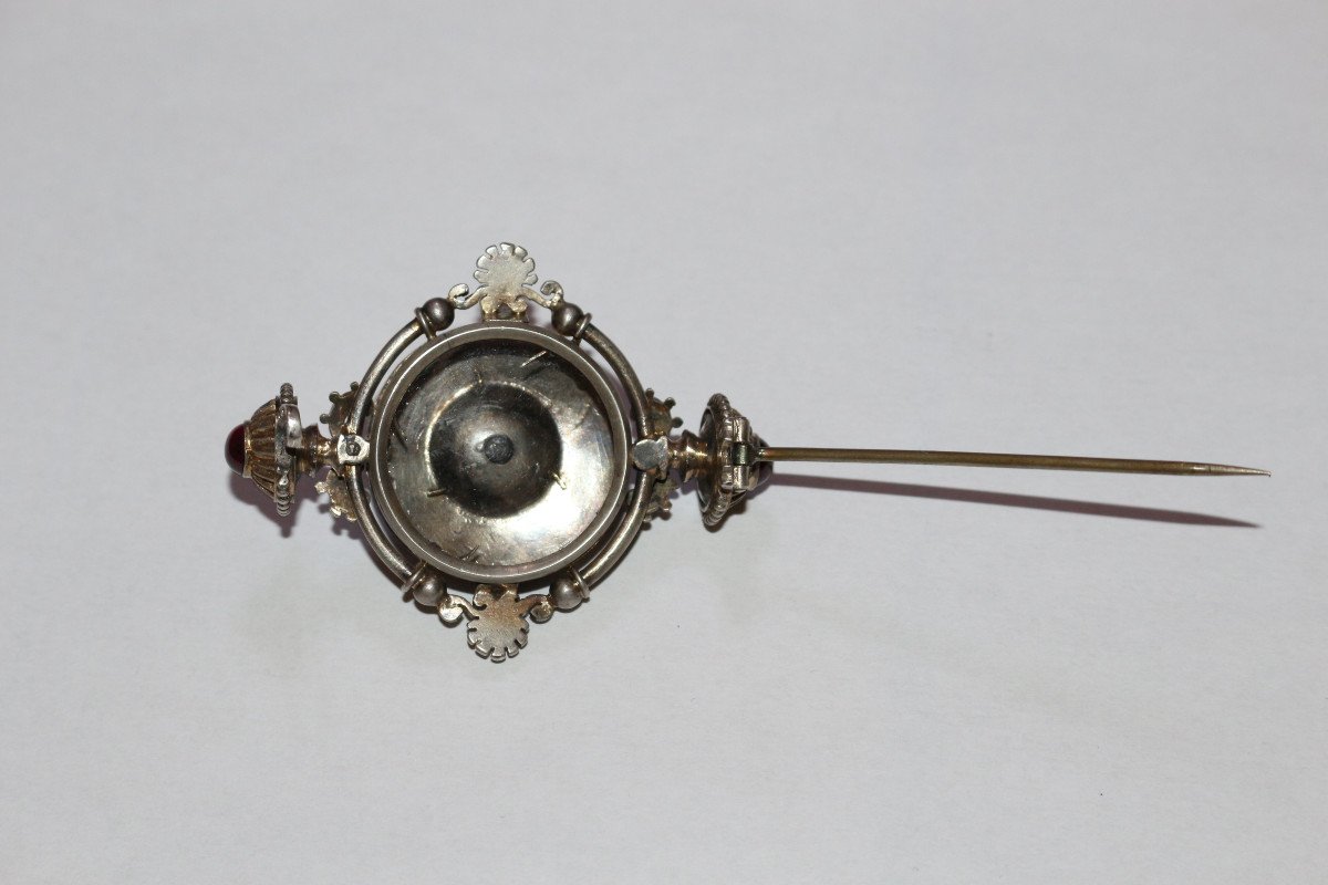 19th Century Neo-renaissance Brooch-photo-6