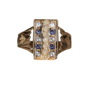 Yellow Gold Rectangular Kitten Ring: Pearls And Stones