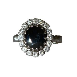 White Gold Sapphire Daisy Ring