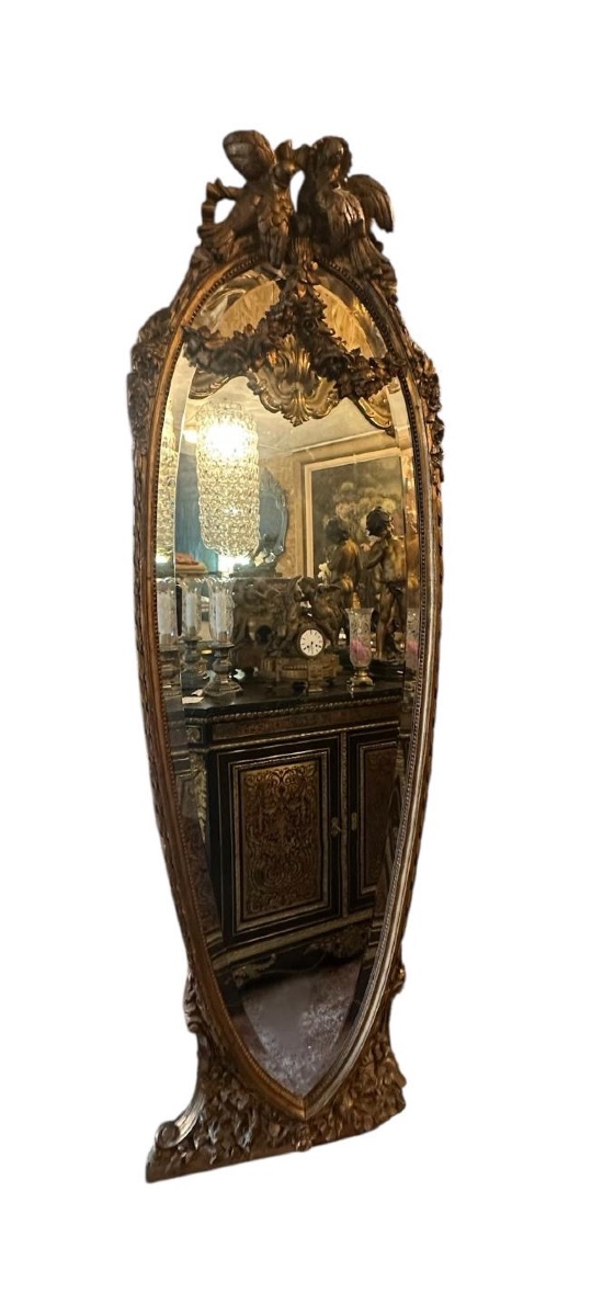 Miroir en bois dorer d’époque Napoléon III , sculpture des oiseau. Miroir Biseauté .-photo-1
