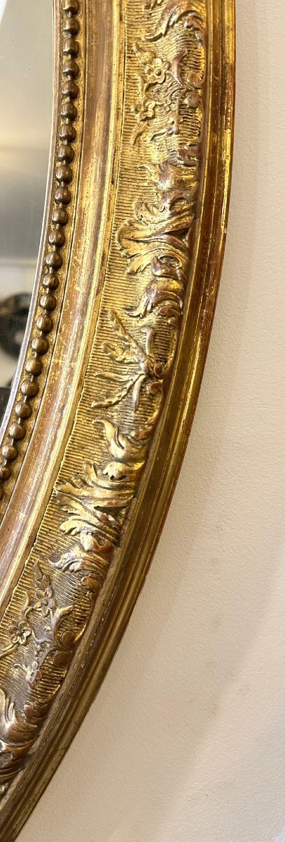 19th Century Oval Gilded Wooden Mirror -photo-1