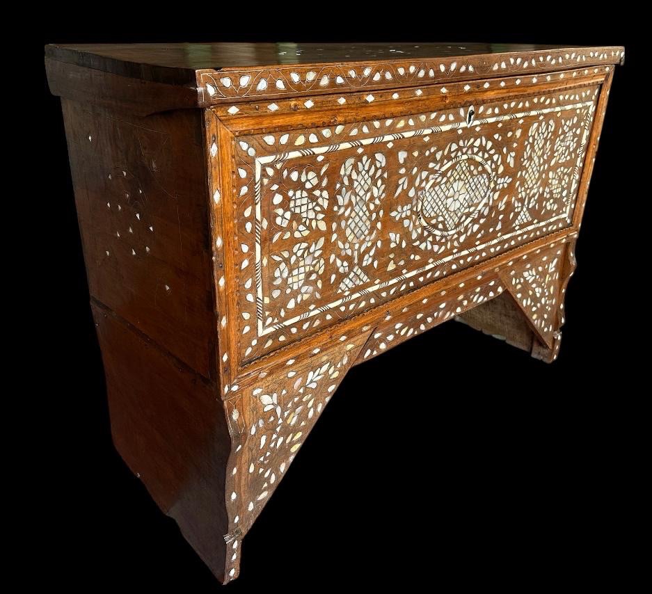 19th Century Syrian Wedding Chest Inlaid With Mother-of-pearl -photo-3