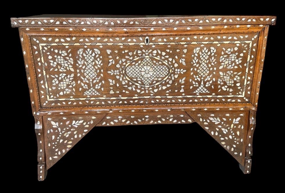 19th Century Syrian Wedding Chest Inlaid With Mother-of-pearl -photo-1