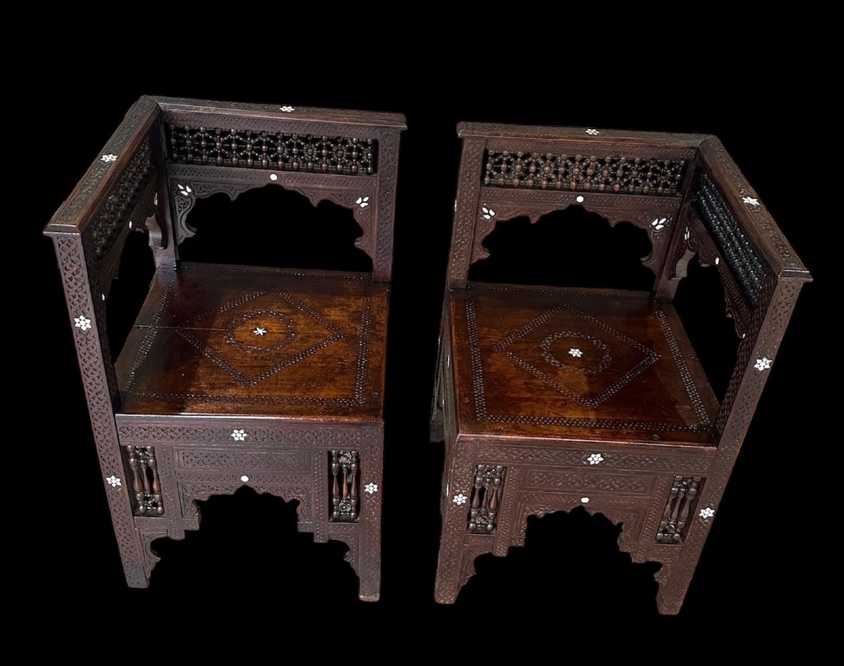 Paire de fauteuils d’angle  Syrien début de XX siecle 