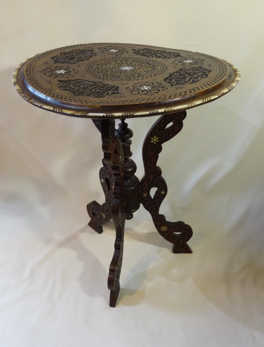 Syrian Table In Wood Inlaid With Mother Of Pearl Nineteenth Century