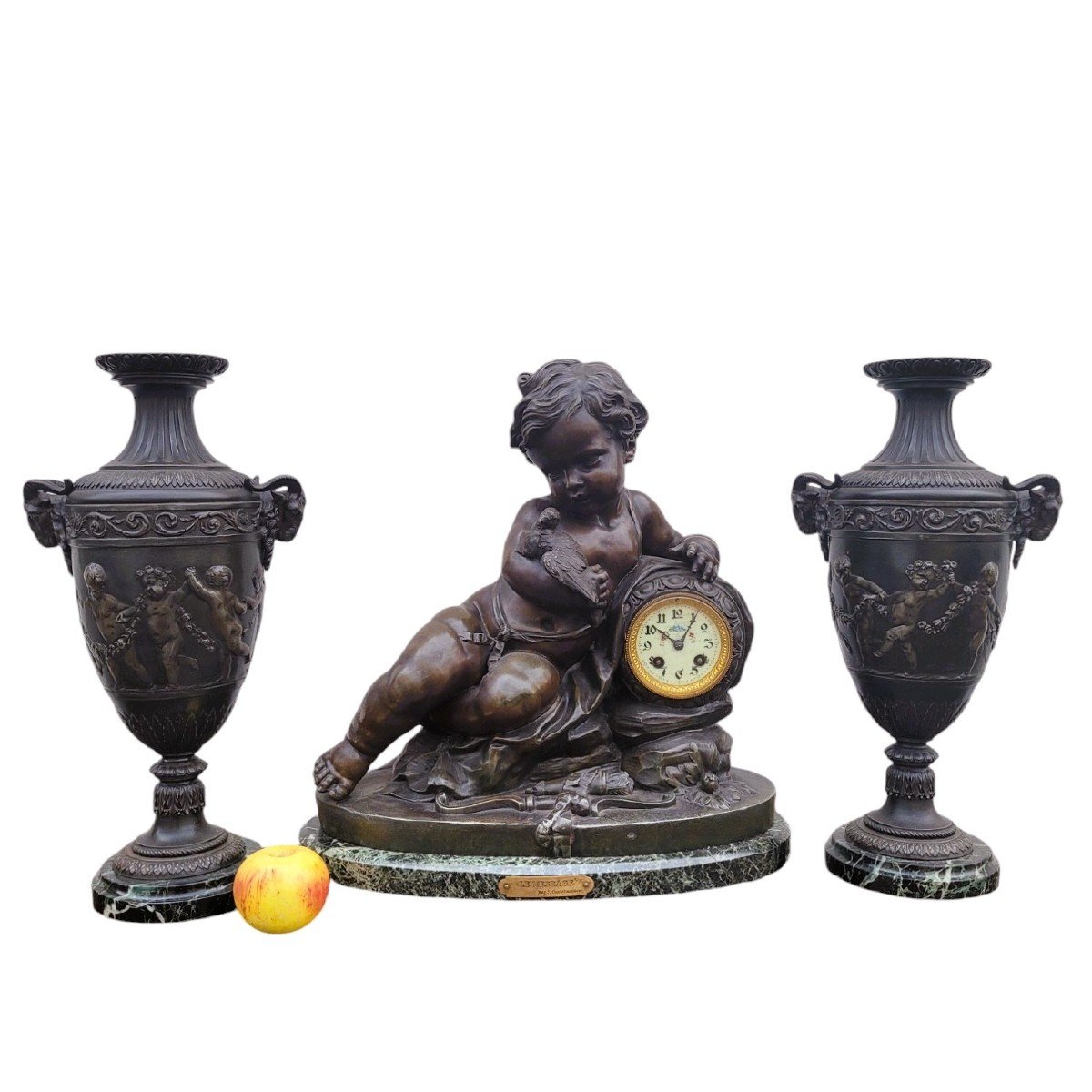 Garniture De Cheminée Le Message Par J Castellamare, XIXème Siècle