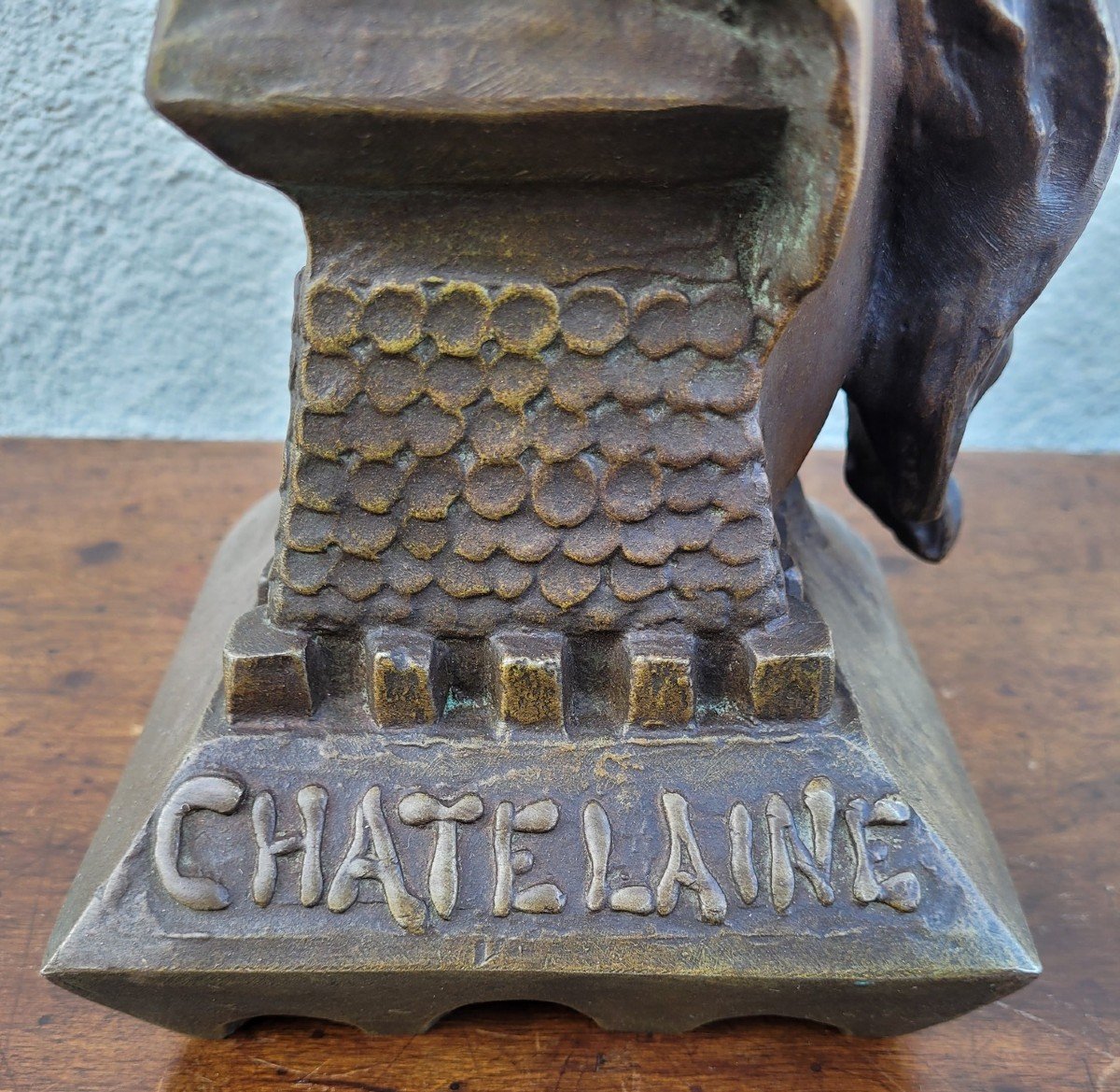 E Villanis, Chatelaine, Signed Sculpture, 19th Century-photo-2
