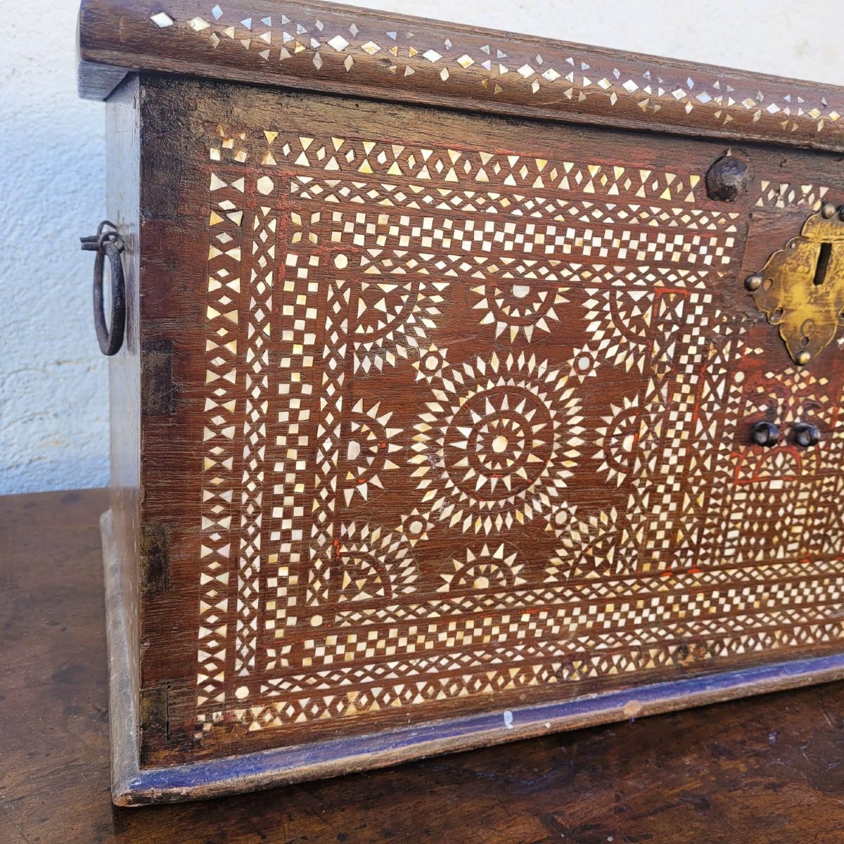 Wooden Chest With Mother-of-pearl Marquetry, Syria, 19th Century-photo-4