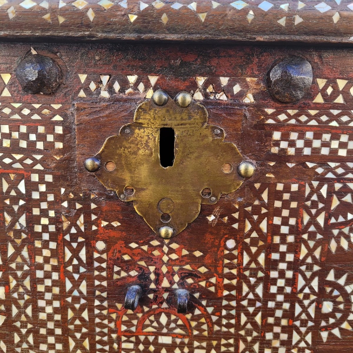 Wooden Chest With Mother-of-pearl Marquetry, Syria, 19th Century-photo-1