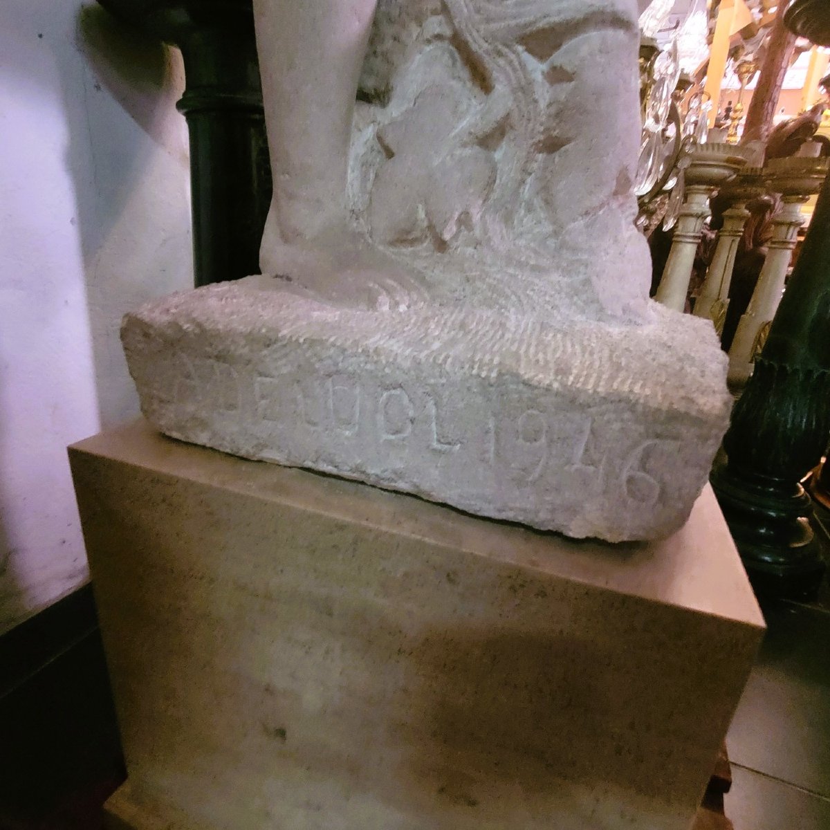André Deluol, Homme debout, Sculpture en pierre, XXème siècle-photo-8