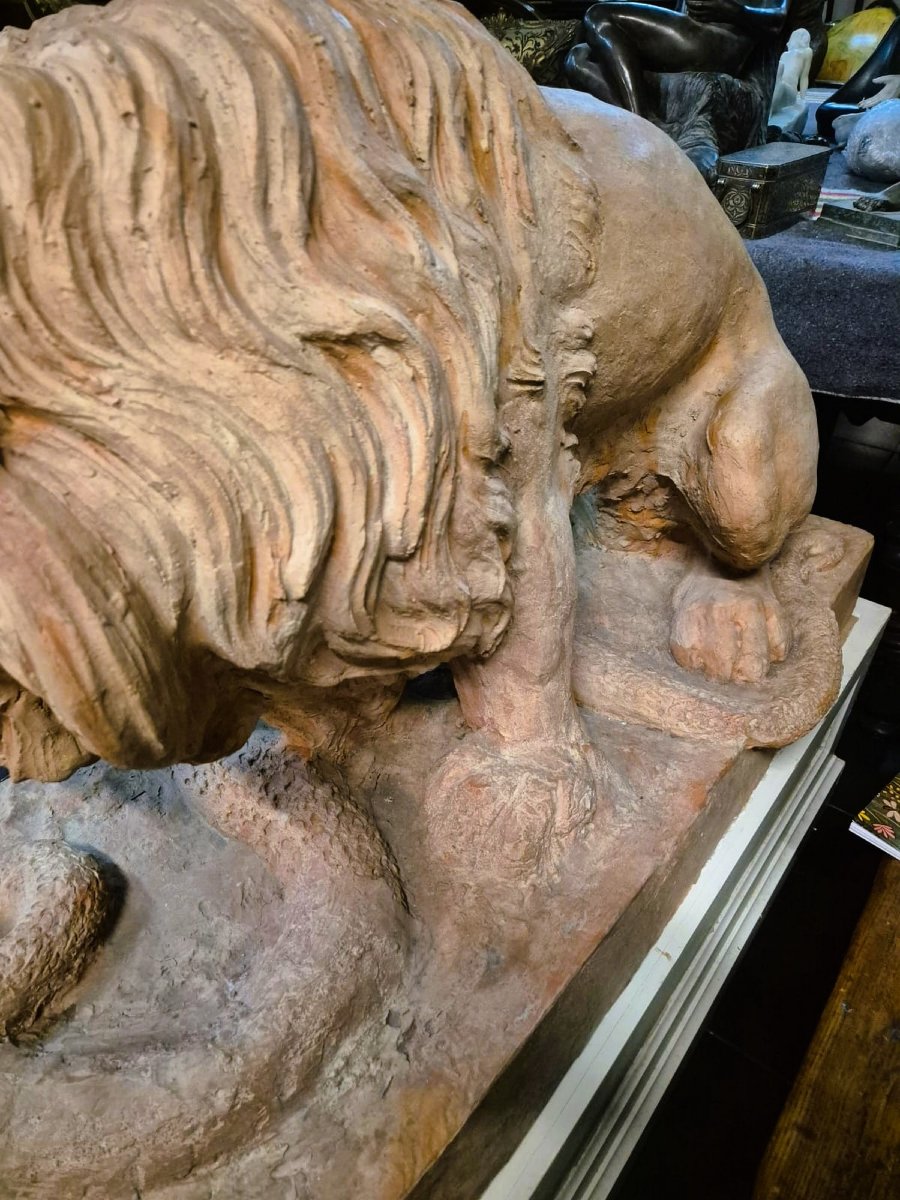 Pair Of Terracotta Lions On A Base, 19th Century-photo-7
