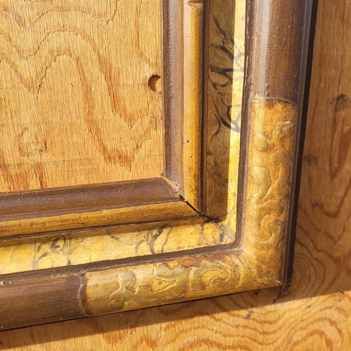 Cadre en bois laqué à la façon du XVIIème, Italie, Fin XIXème/début XXème-photo-4