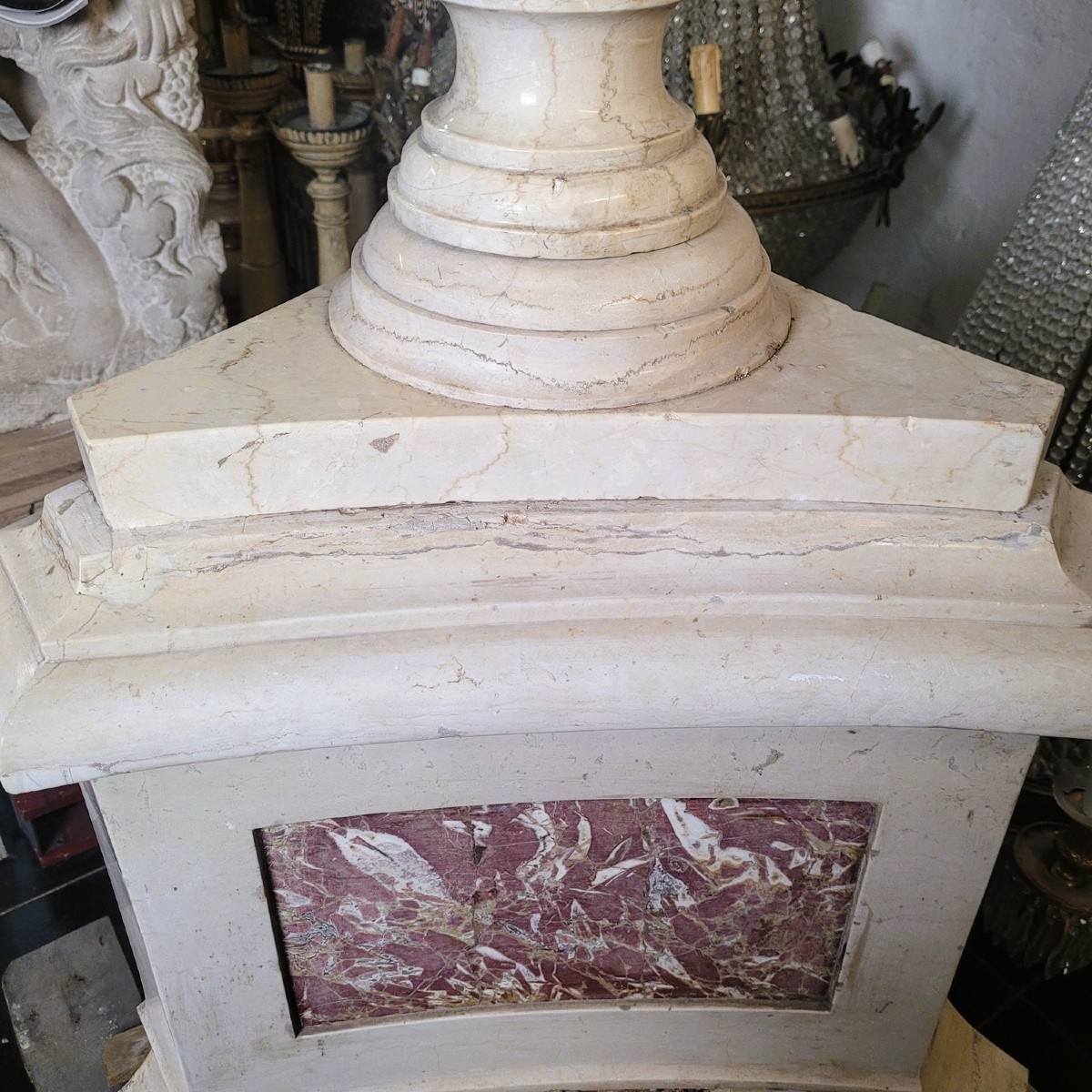 Large Marble Basin, 173cm High, 17th Century-photo-1