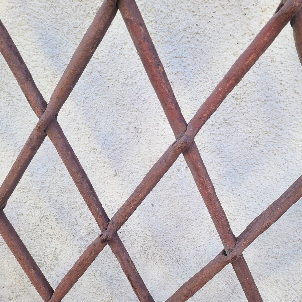 Grande grille en fer forgé, H174 x 88cm, époque XVI/XVIIème siècle-photo-1