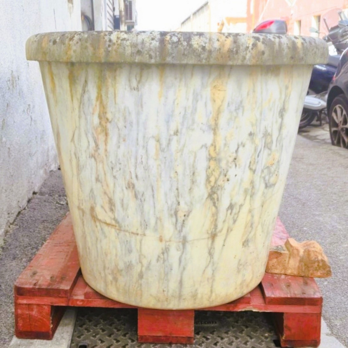 Marble Bathtub With Rings, 19th Century-photo-2