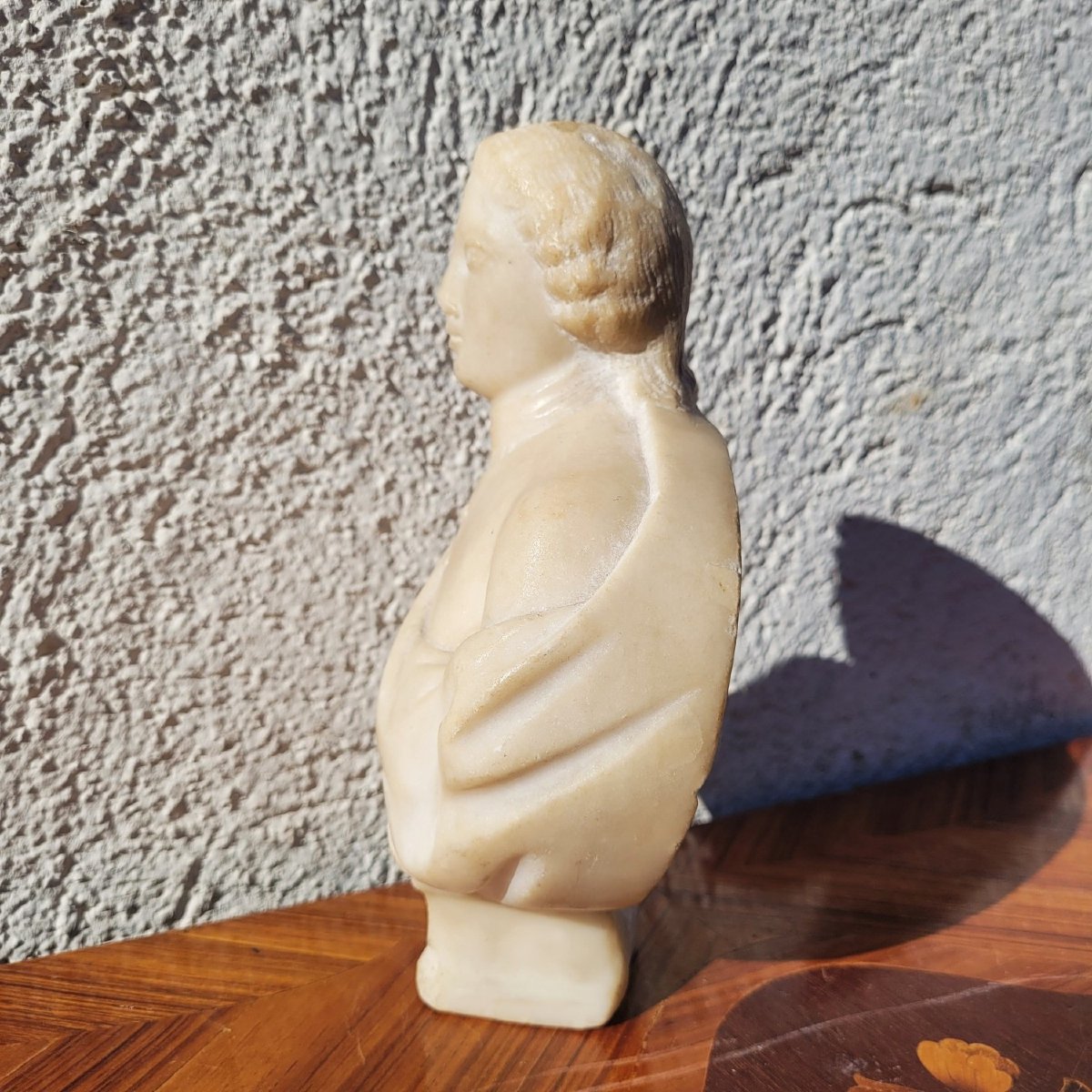 Buste de gentilhomme en marbre, XVII/XVIIIème siècle-photo-3