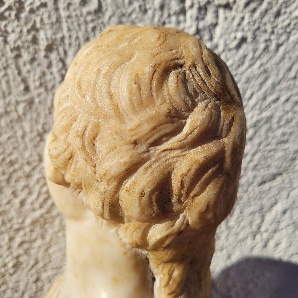 17th-century Marble Bust-photo-1